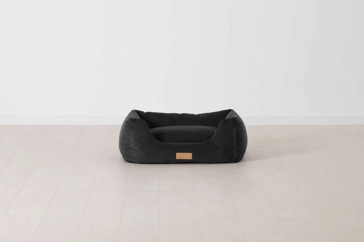 K9-02 Dog Basket Small - Image 2